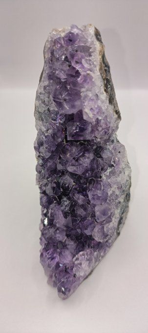 Géode améthyste bord brut Uruguay A 300 à 500g