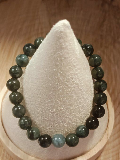 Bracelet 08mm jade du Guatemala A