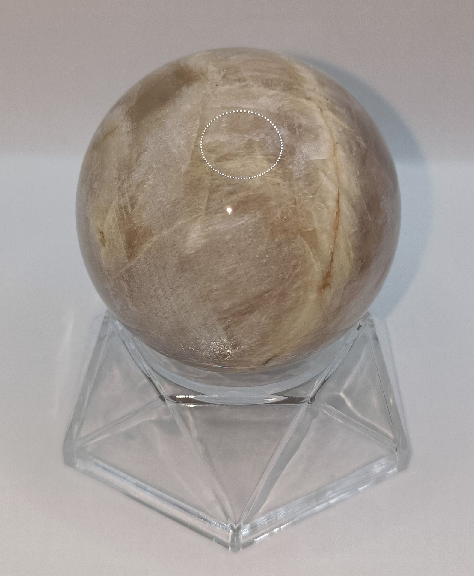 Sphère pierre de lune beige AA 50 à 60mm